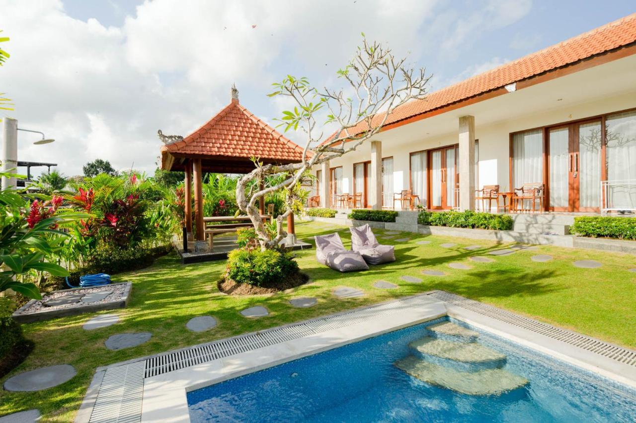 Rara Guesthouse Canggu Exterior foto
